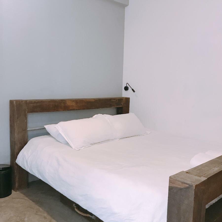 הוסטל הו צ'י מין סיטי The Dorm Saigon (Adults Only) מראה חיצוני תמונה